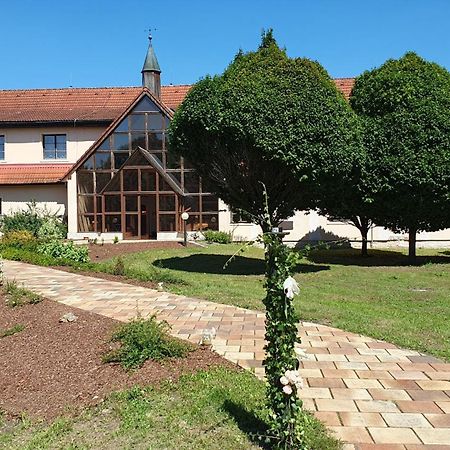 Holensky Dvur Hotel Ratibor  Luaran gambar